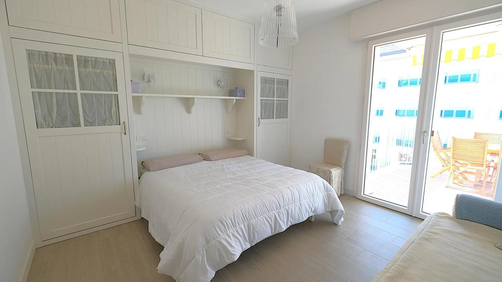 Panfilo Residence Con Piscina Fronte Mare Lido di Jesolo 0*,