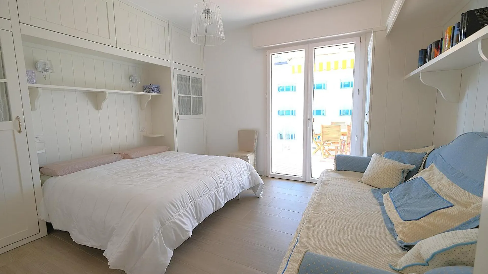 Panfilo Residence Con Piscina Fronte Mare Lido di Jesolo