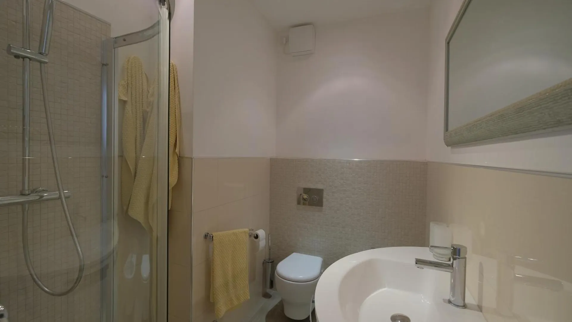 Appartamento Panfilo Residence Con Piscina Fronte Mare Lido di Jesolo